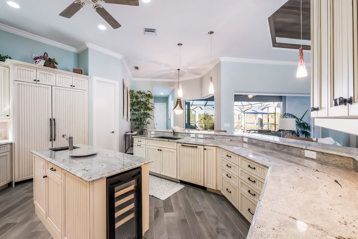 The Lake Club Kitchen1